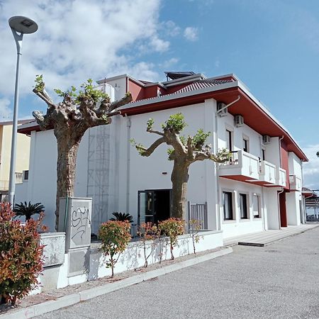 Bellerive Ristorante Albergo 마네르바 델 가르다 외부 사진