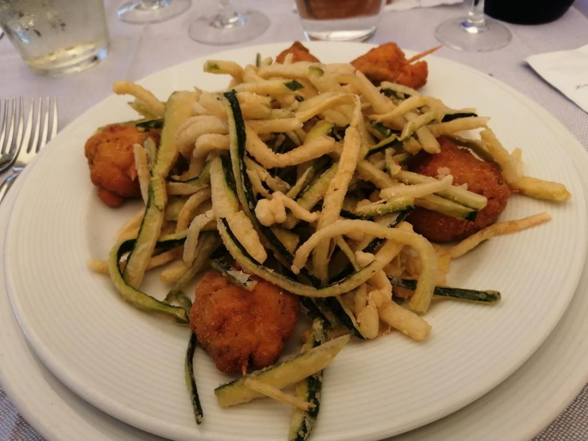 Bellerive Ristorante Albergo 마네르바 델 가르다 외부 사진