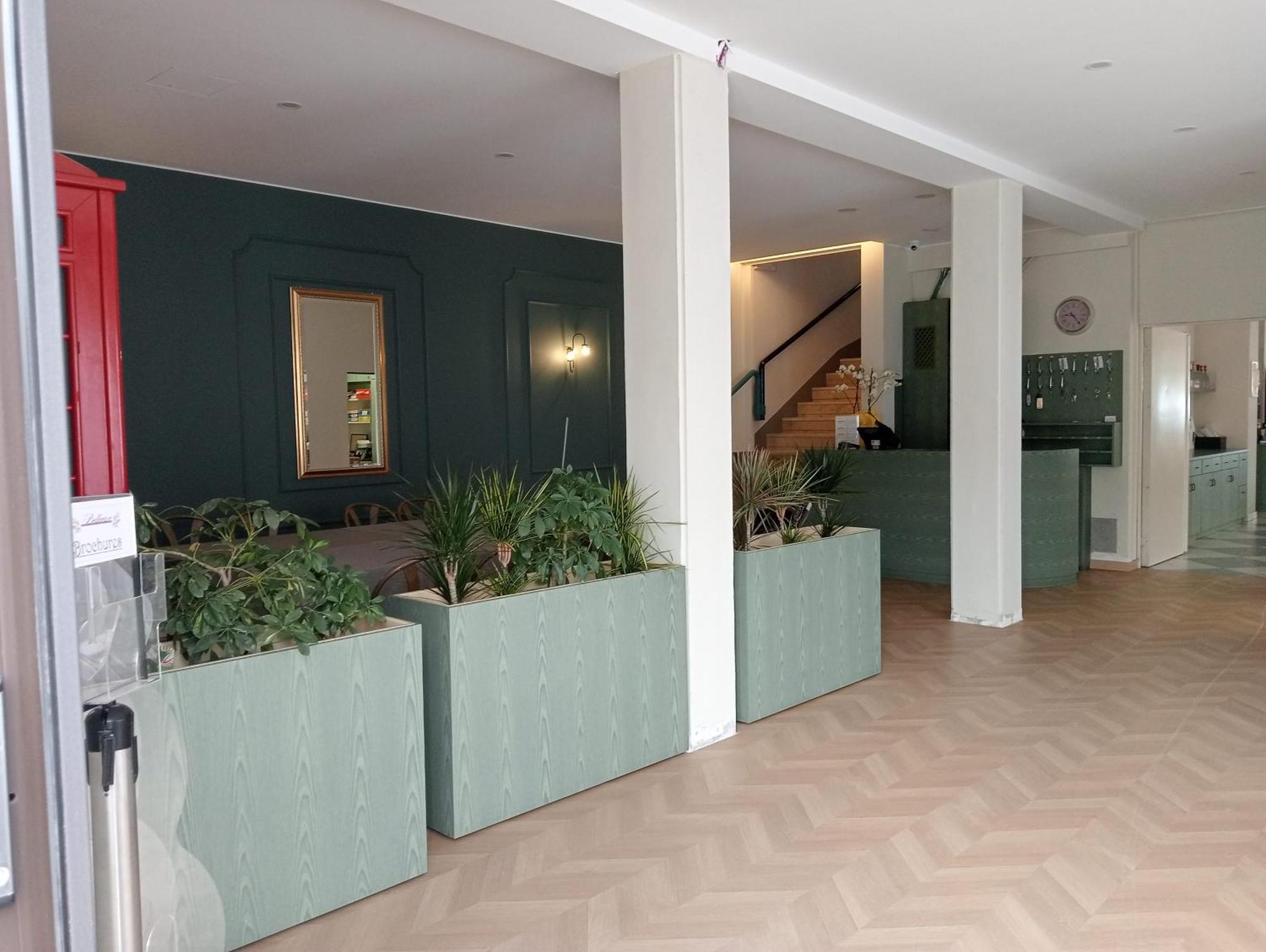 Bellerive Ristorante Albergo 마네르바 델 가르다 외부 사진