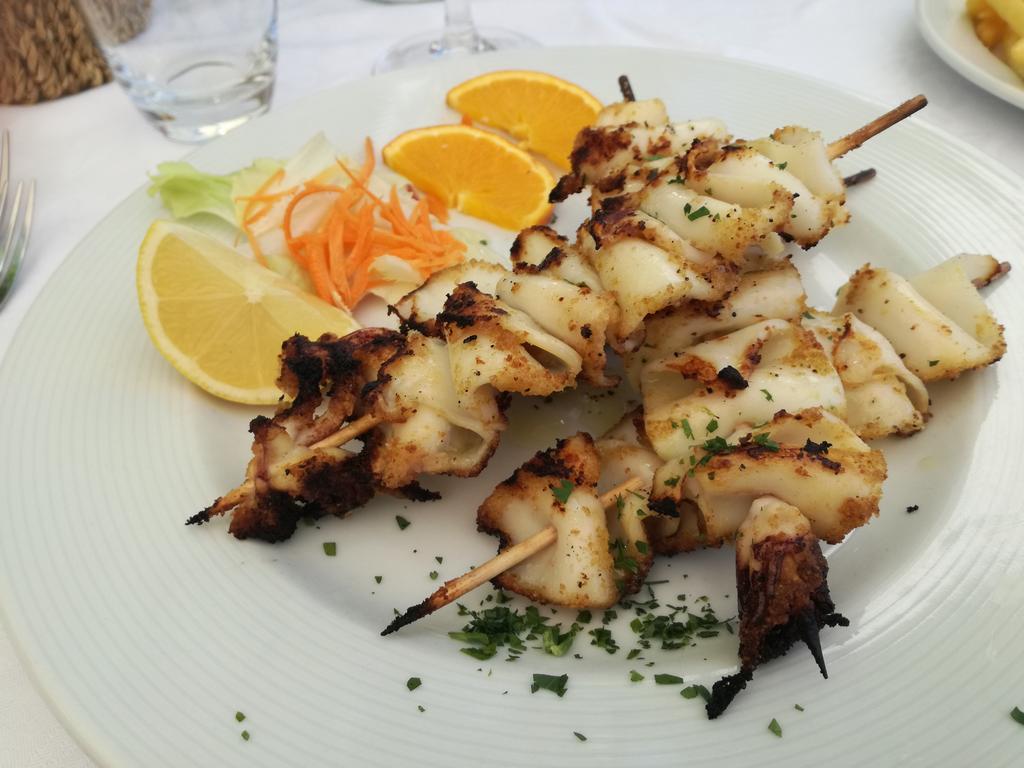 Bellerive Ristorante Albergo 마네르바 델 가르다 외부 사진