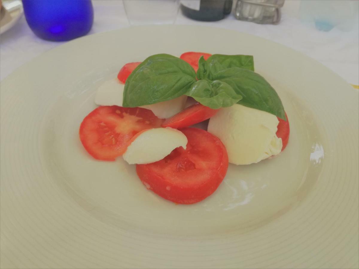 Bellerive Ristorante Albergo 마네르바 델 가르다 외부 사진